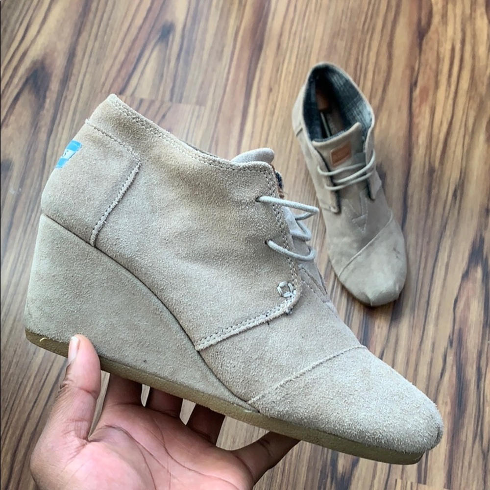 TOMS One for One Women Wedges